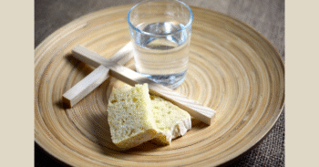 Jejum na Igreja Católica: Significado, Como Fazer e Ensinamentos