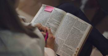 Lectio Divina: guia prático para mulheres que desejam rezar com a Bíblia