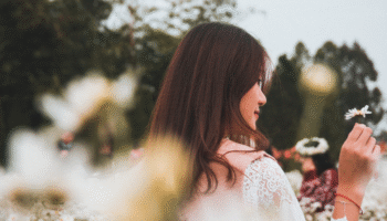 🦋 O Processo da Transformação: Quando Deus Nos Chama a Ser Novas Criaturas